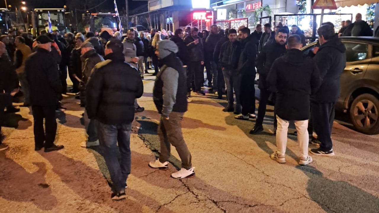 Kërkojnë fonde nga qeveria, fermerët grekë vijojnë grevën, vijon e bllokuar pika kufitare e Kakavijës