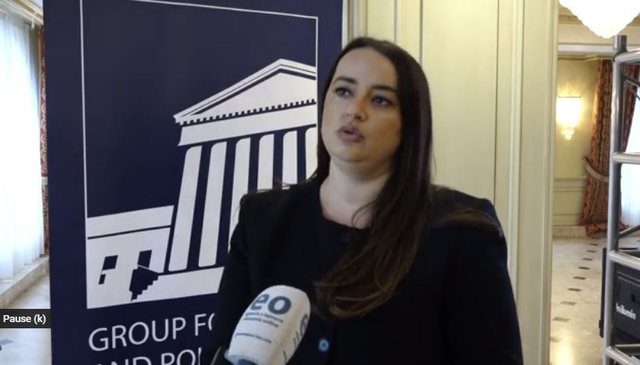 Kriza politike, dëmton ekonominë në Kosovë! Ekspertët: Duhet konsensus politik për shumë tema!