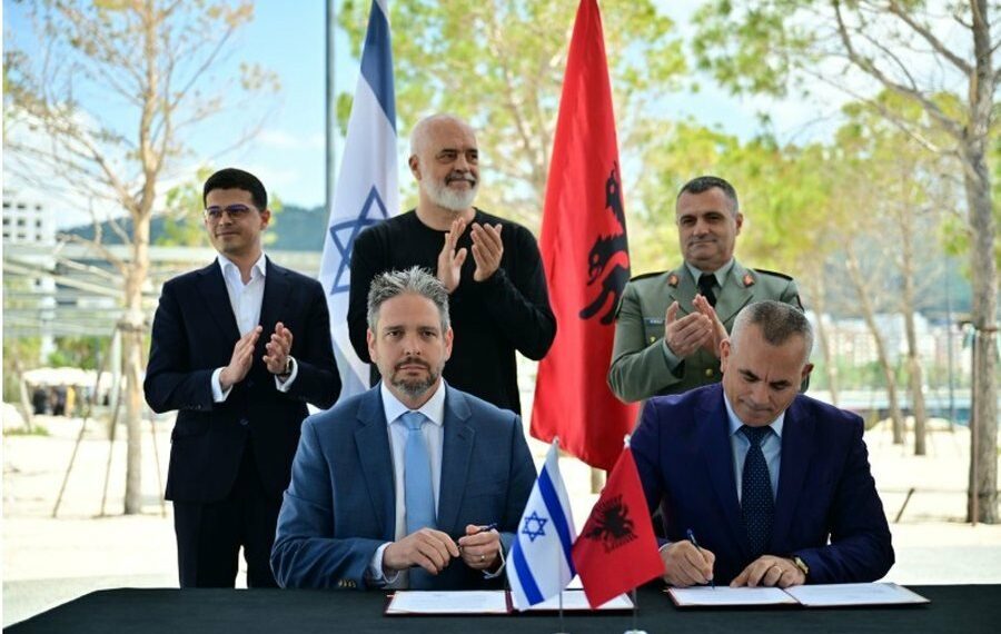 Kryeministrit i shpërthen një tjetër aferë, Edi Rama kontratë sekrete qindra milionë dollarë më kompaninë e pezulluar..