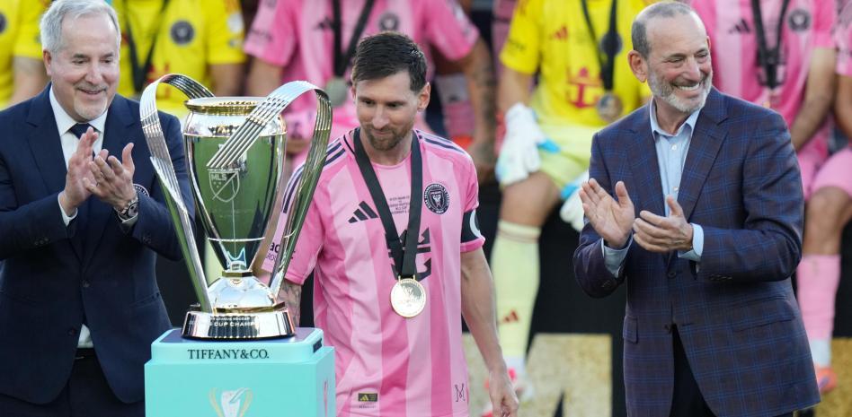 Kryeson Lionel Messi, ja 10 lojtarët me më shumë tituj në historinë e futbollit