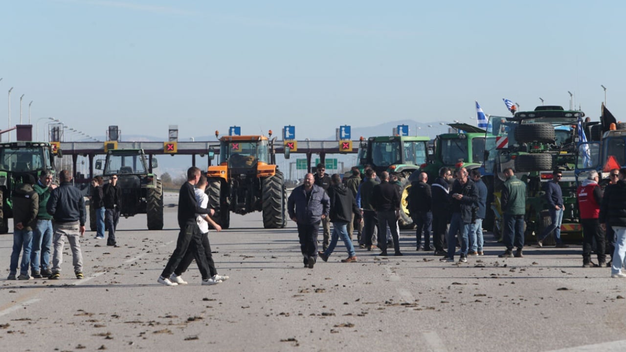 “Ku janë fondet e BE?”/ Përleshje mes fermerëve grekë dhe policisë