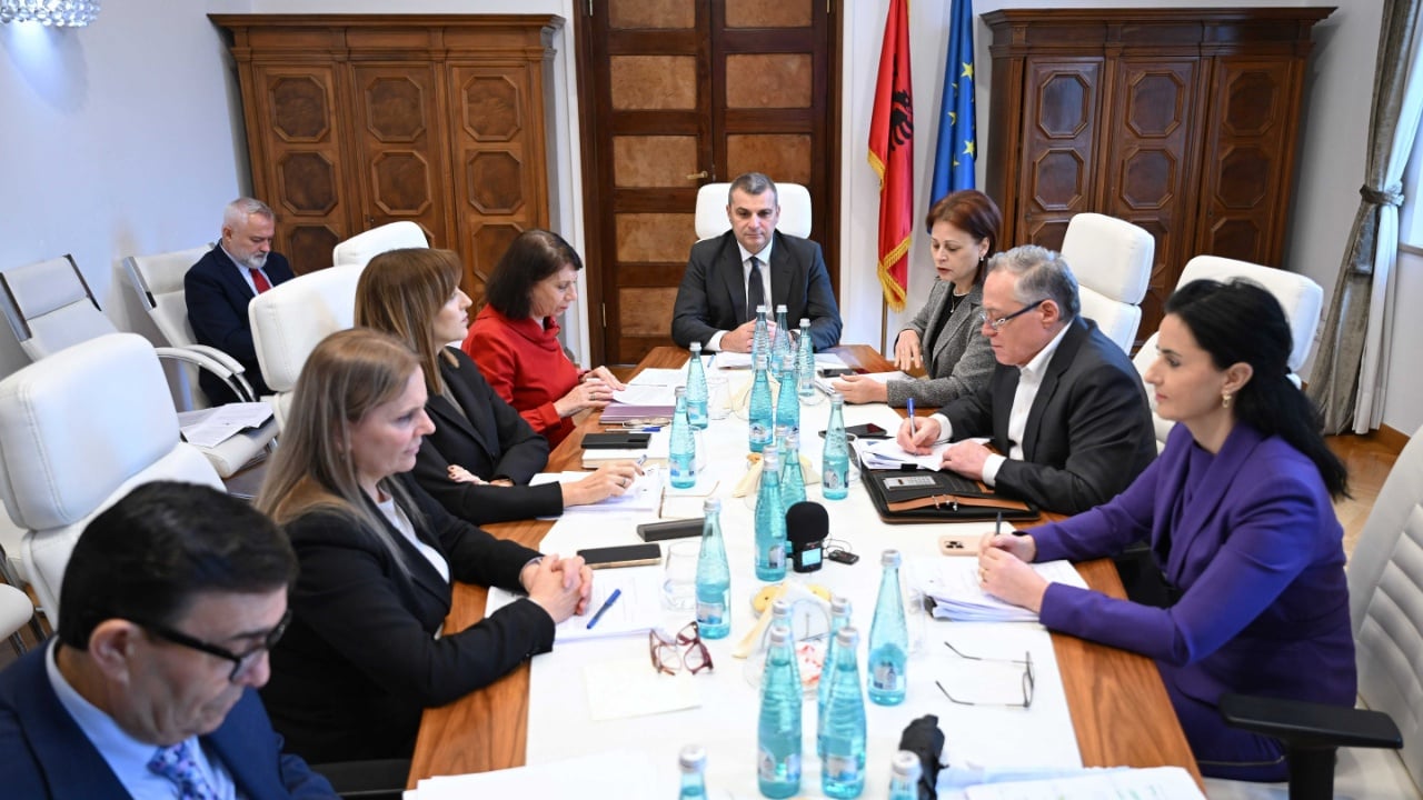 Licencohet banka e parë tërësisht digjitale në Shqipëri, BSH jep miratimin paraprak