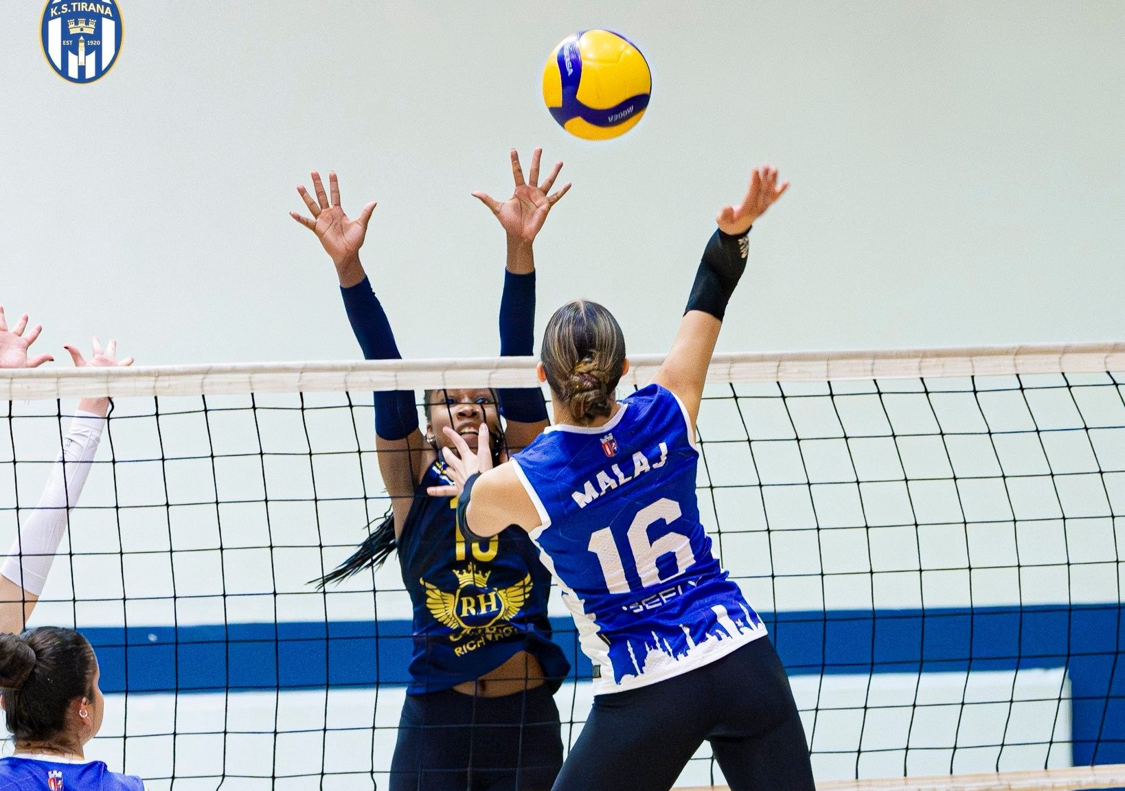 Liga “Gjergj Kastrioti”/ Skënderbeu “dopio” fitore në kryeqytet, Partizani merr kryesimin me meshkujt