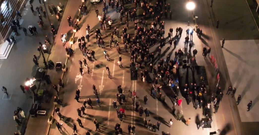 LIVE- “Foltore 2”, opozita proteston sërish para Kryeministrisë, flet kreu i PD Berisha