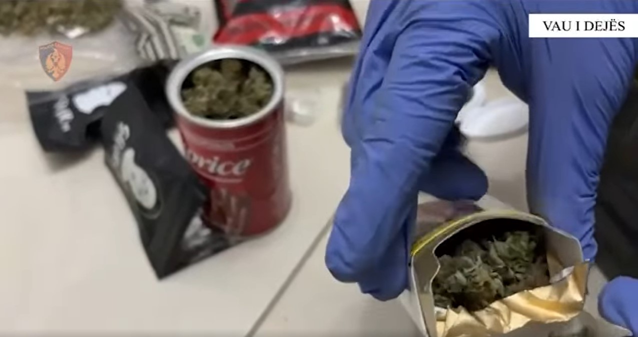 Lokal për drogë dhe bixhoz në Vau i Dejës, arrestohet 39-vjeçari