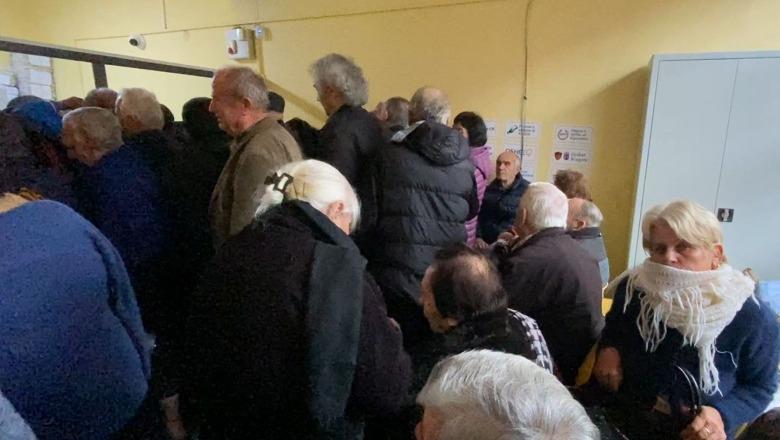 Marrin bonusin e fundvitit, pensionistët në Fier: Jemi të kënaqur