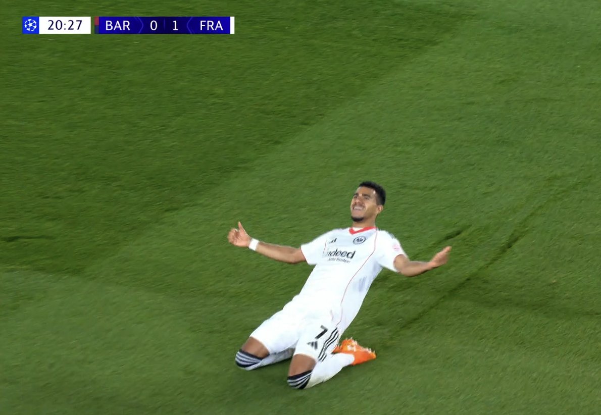 Mbrojtja e Barcelonës në gjumë, një 23-vjeçar hesht “Camp Nou-n” me golin e tij (video)