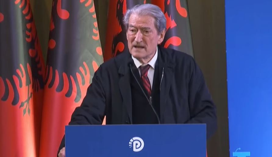 ‘Me Ramën nuk ka zgjedhje’/ Berisha: Foltoret, për shpëtimin e demokracisë