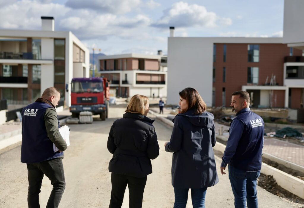 Ministrja e Brendshme sërish në Farkë: Mbi 4 mijë m² ndërtim pa leje dhe 2.5 milion € gjoba