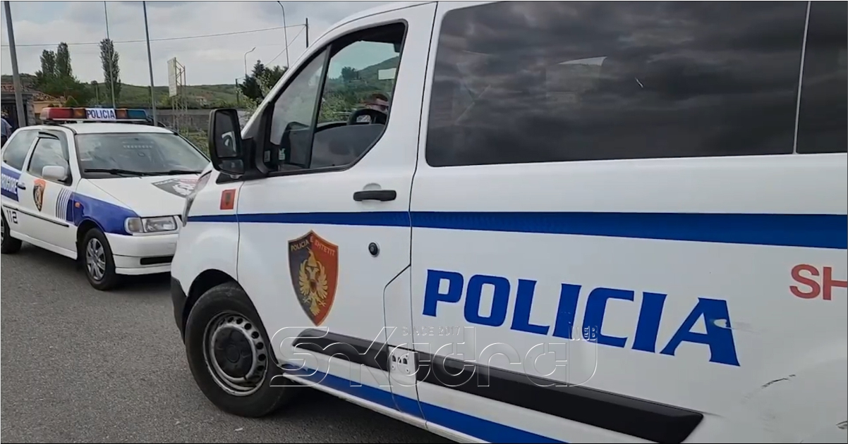 Motomjeti përplaset me kamionin në Bushat- Mjedë, përfundon në spital drejtuesi i motorit…