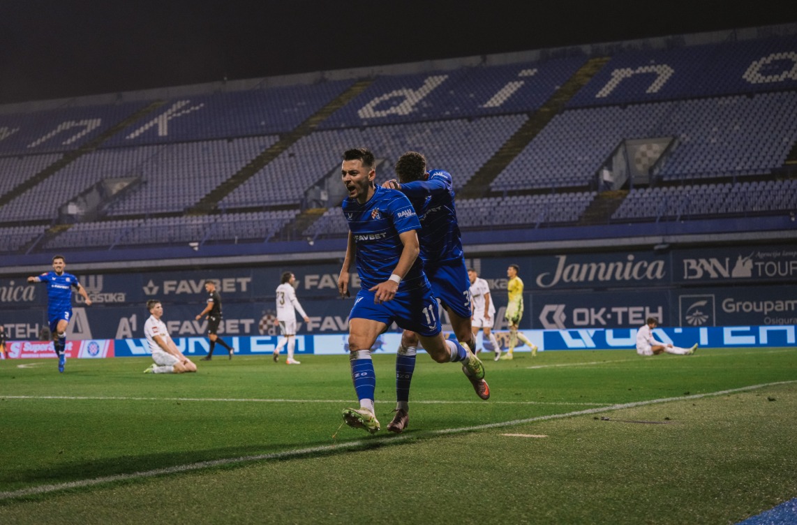 Muçi-Hoxha në super formë, Sylvinho bëhet me krahë (VIDEO)