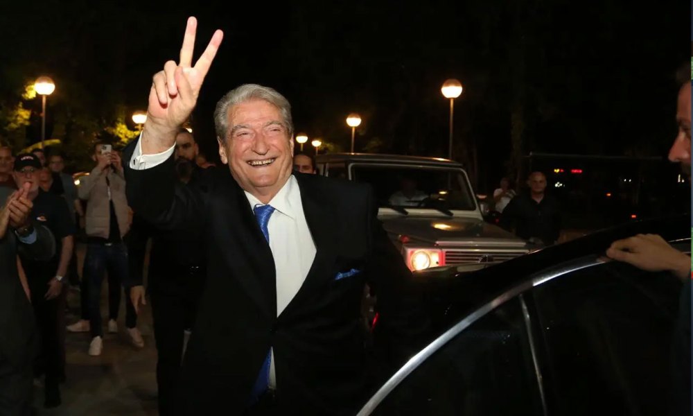 “Narkoshteti po shembet…”/ Berisha premton: Protesta të fuqishme kombëtare, për fitoren e merituar