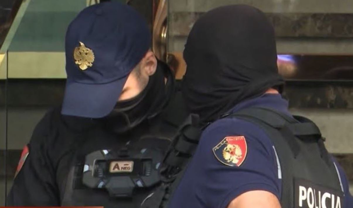 Në kërkim për atentatin e 8 shtatorit në Shkodër, arrestohet 17-vjeçari, iu gjet edhe kokainë