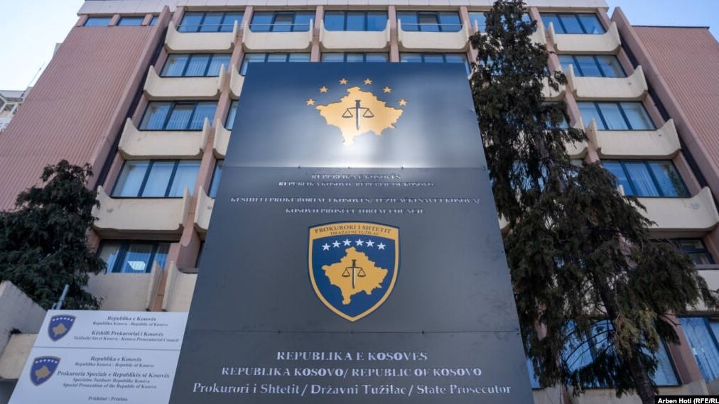 Ngrihet aktakuzë ndaj dy burrave për krime lufte në Rahovec dhe Suharekë