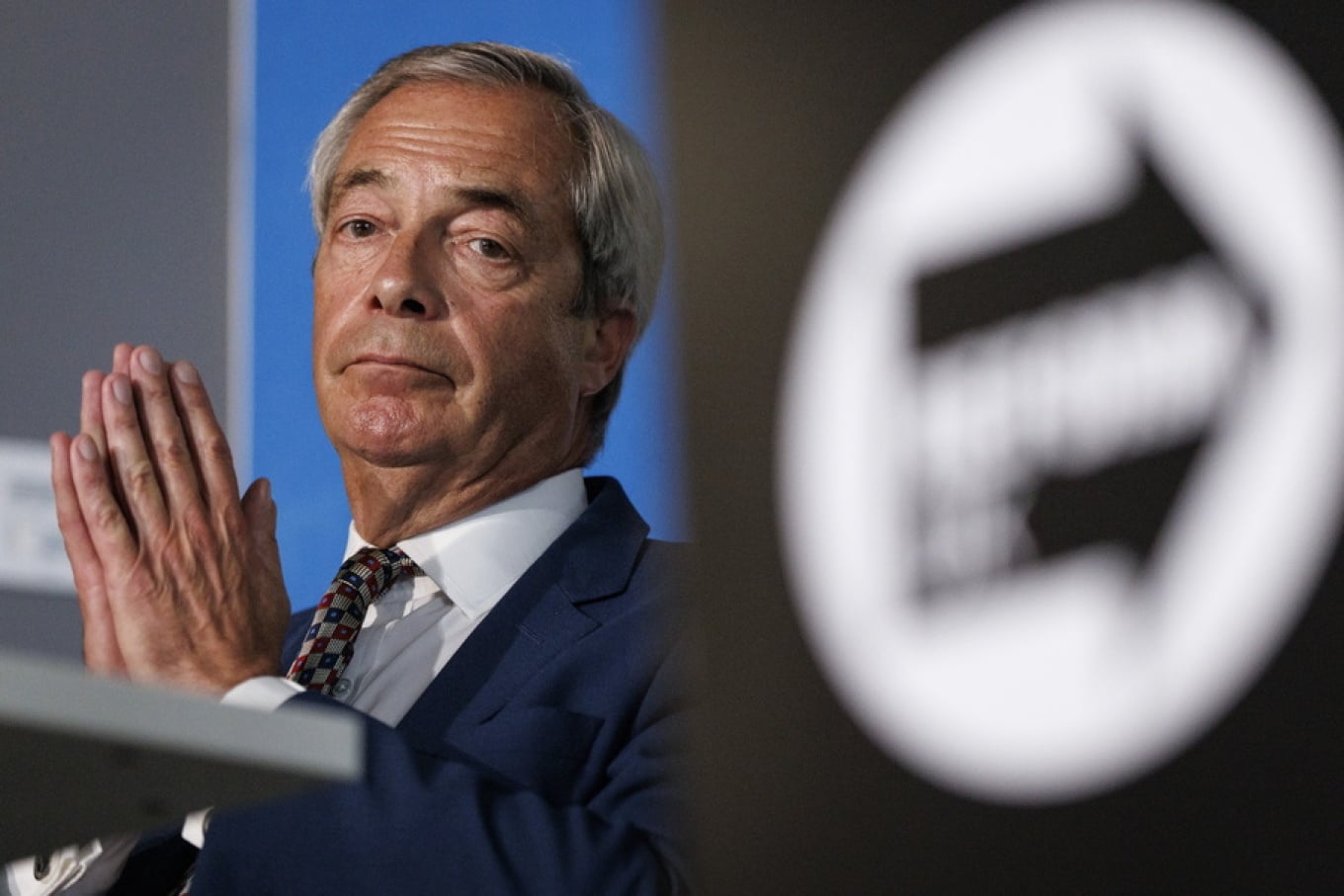 Nigel Farage: Donald Trump i zhgënjyer me absurditetet e Putinit