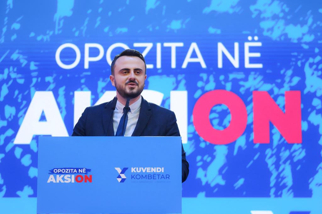 “Njerëzit që kapen duke vjedhur në zyrë”/ ‘Foltore’, deputeti Xhaferri: Në burg, i gjithë kabineti i qeverisë Rama