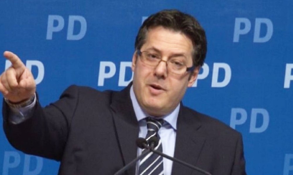 Paloka kritikon shqiptarët: Nuk duhet t’i thërrasë më Berisha shqiptarët, ata duhet të thërrasin Berishën