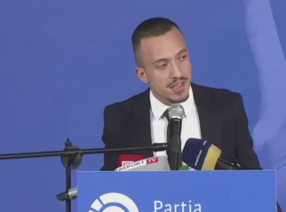 “Për të pastruar ujin e ndenjur…”/ Anëtar i FRPD në Durrës: PD, ka nevojë për ristrukturim