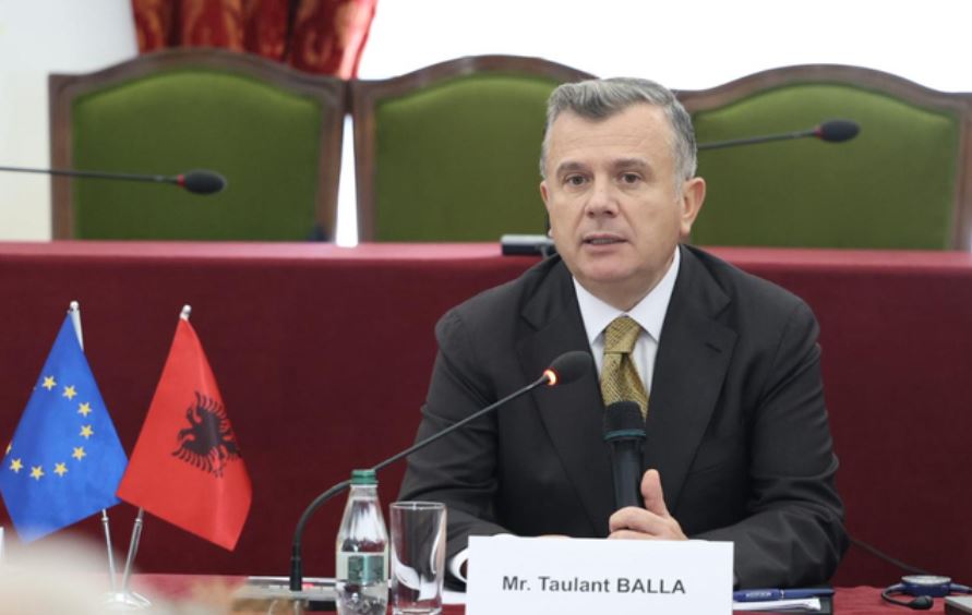 Pezullimi i Ballukut/ Balla: Mendova se ishte lapsus, përgjigjen e ka vetëm Kushtetuta