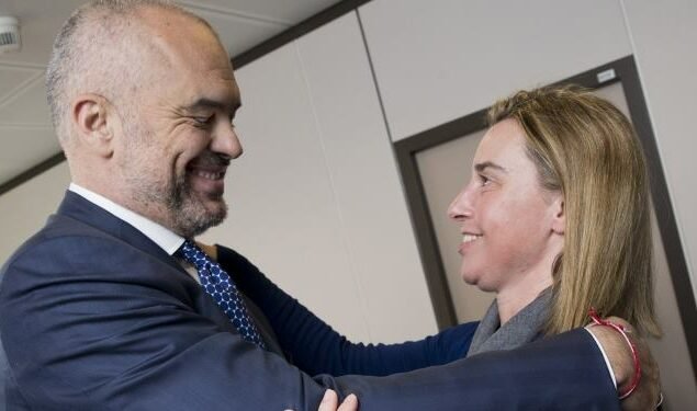 Politico: Mogherini në qelitë e paraburgimit, masa e arrestit pas 48 orëve