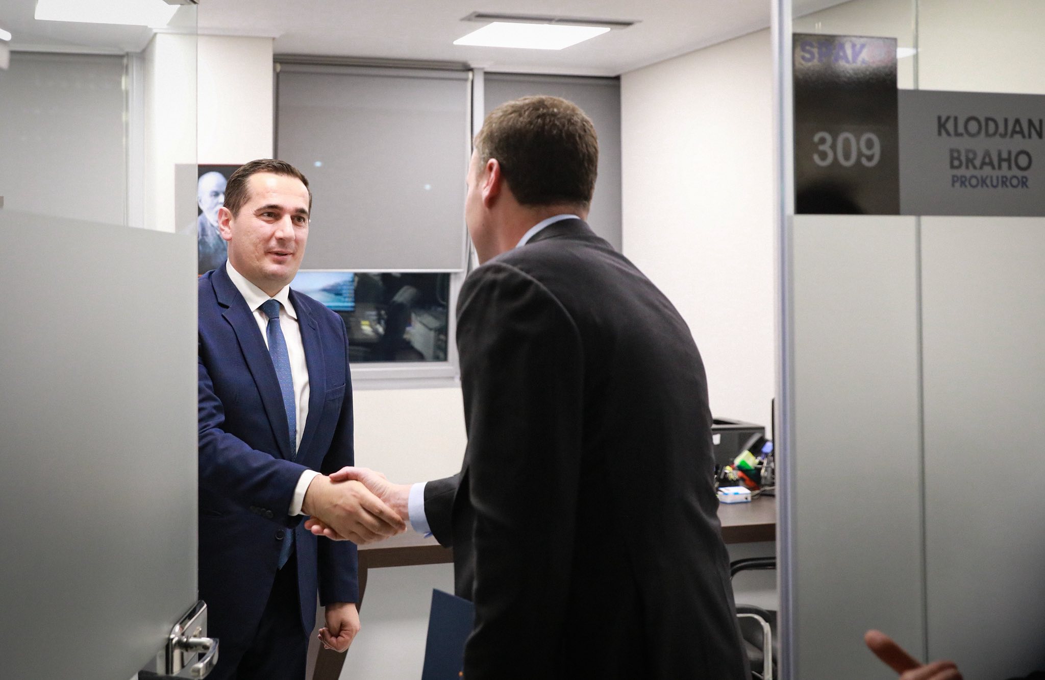 Prokurori i “jakave të bardha”, kush është Klodian Braho, kreu i ri i SPAK