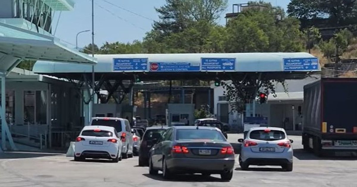 Protesta e fermerëve grekë, bllokohet për të katërtën ditë aksi Kakavijë-Janinë