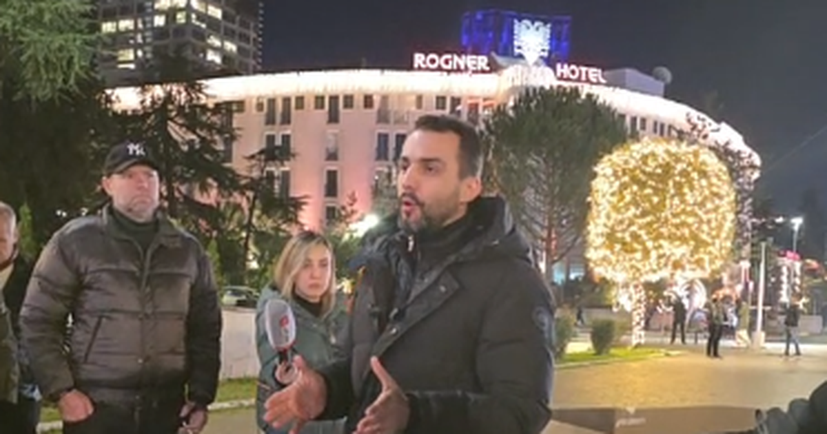 Protesta përpara kryeministrisë/ “Mbi 100 policë hoqën çadrat”, Lapaj: Do tëvazhdojmë rezistencën…