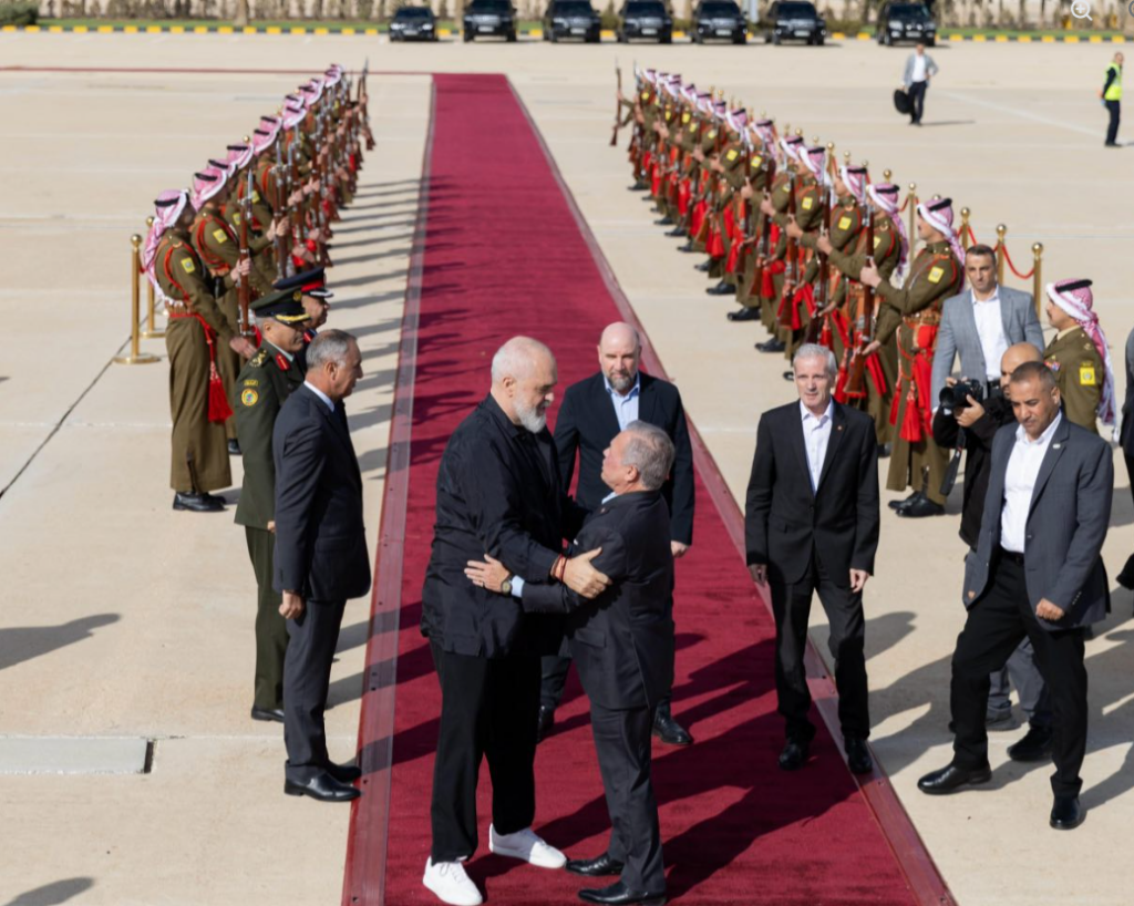 Publikon fotot nga Jordania, Rama: Shqipëria udhëhoqi tryezën e liderëve fetare të Ballkanit