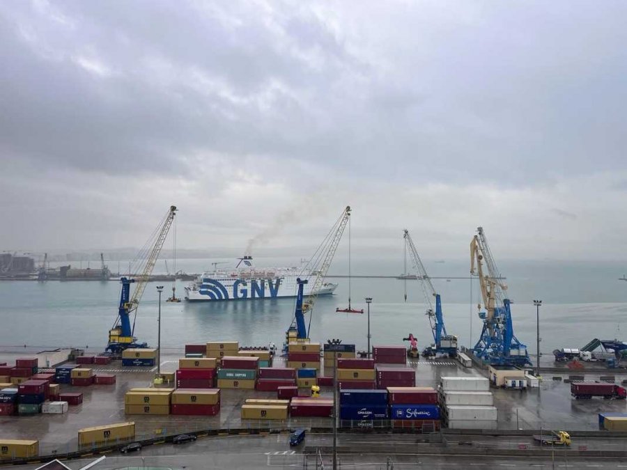 Punëtori nga Azerbajxhani humbi jetën në Portin e Durrësit, arrestohen kapiteni dhe inxhinieri i anijes