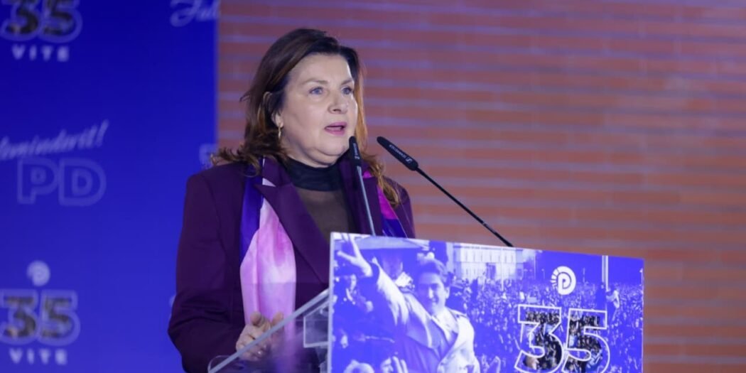 Rrëfimi i rrallë për themelimin e PD, Rajmonda Bulku-Berishës: Krenare që ju kam ndjekur