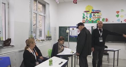 Rreth 1200 kandidatë deputetë, partitë publikojnë listat, KQZ i dërgon për verifikim