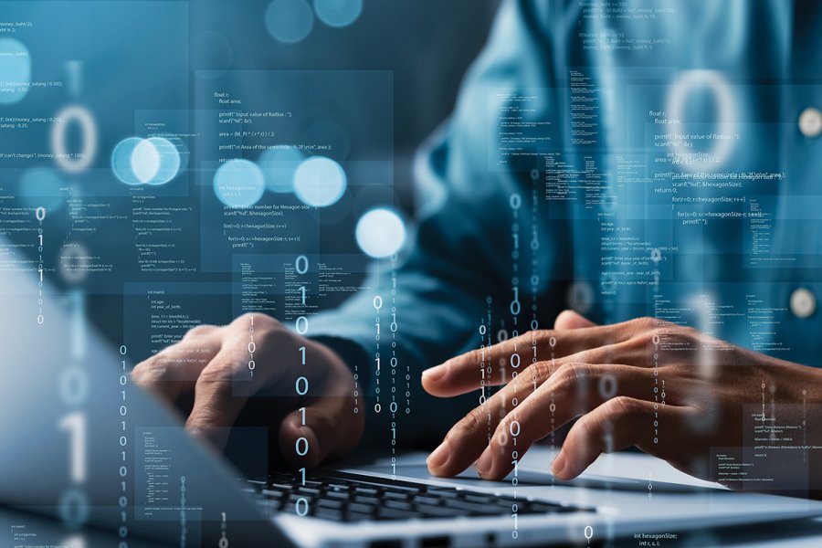 Rritet përdorimi i teknologjisë në 2025, mbi 45% blejnë online