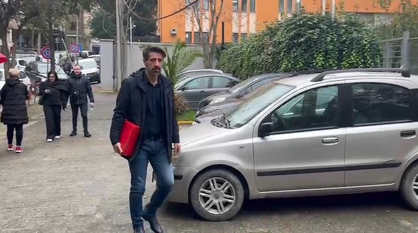 Seanca paraprake për Erion Veliaj, biznesmeni Elman Abule paraqitet në GJKKO