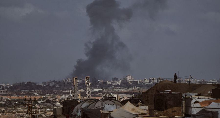 Shkelje e armëpushimit? Izraeli bombardon Gazën, 5 viktima mes tyre edhe 2 fëmijë