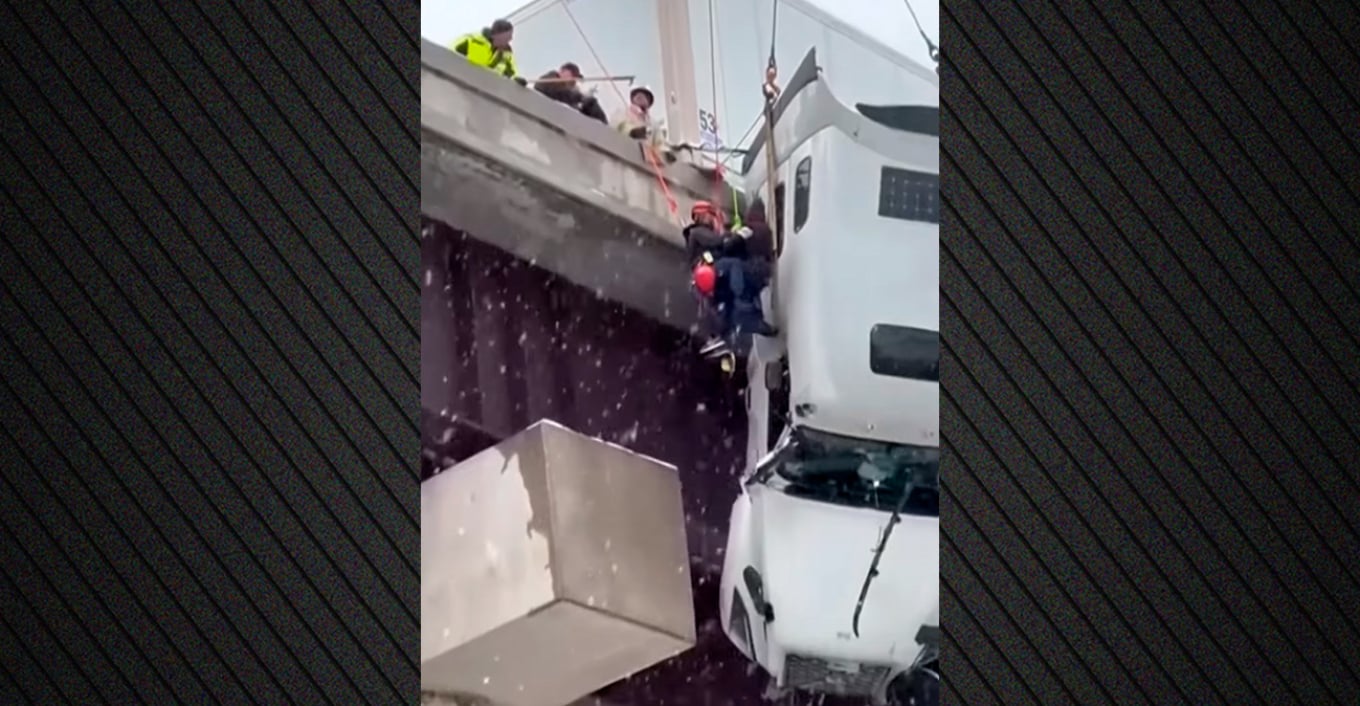 Shpëtim dramatik në SHBA, shoferi i kamionit mbetet i varur 30 metra mbi humnerë për 5 orë