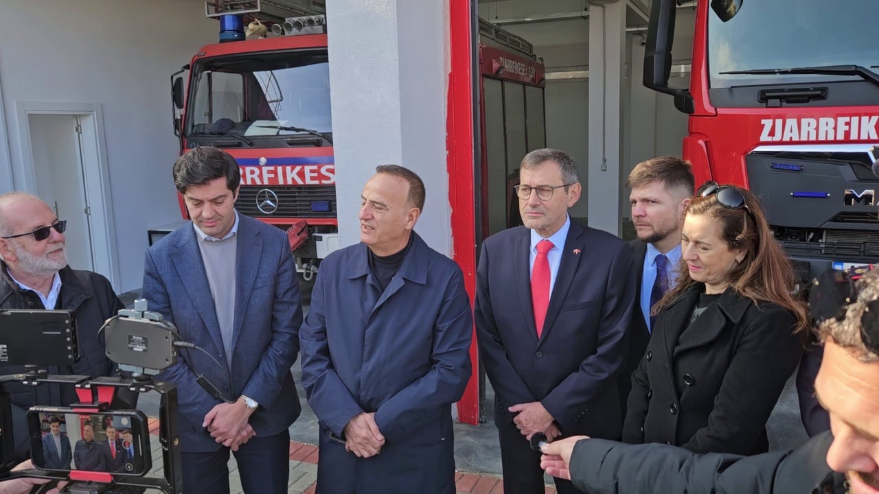 “Siguria e shqiptarëve nënkupton sigurinë e turistëve polakë”/ Kryetari i grupit Poloni-Shqipëri në parlamentin polak: BE është garanci