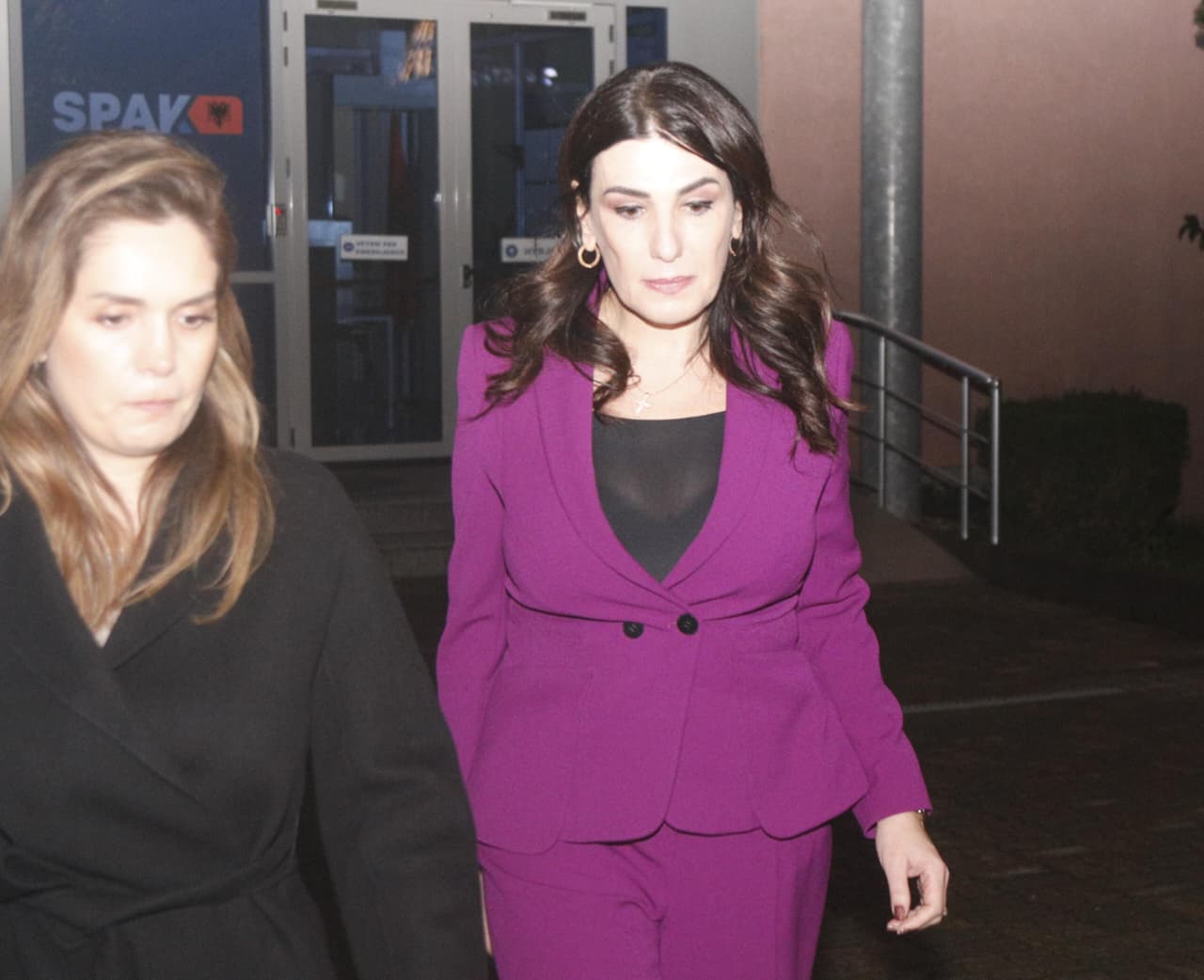 SPAK heton tenderët e AKSHI: Faturat drejt Soft & Solution të Ermal Beqirit, dyshohet se bënte “hinkën”