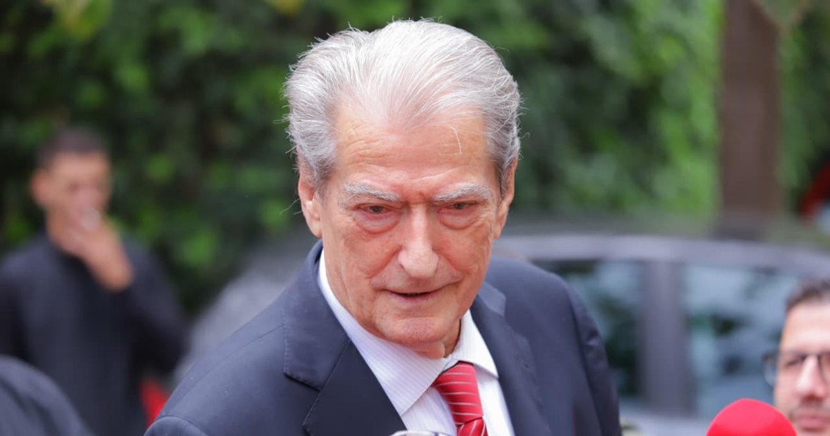 “Ta vazhdojë sa të ketë qejf”, Berisha ashpërson gjuhën me Salianjin: Nuk ka mashtrues më të madh…