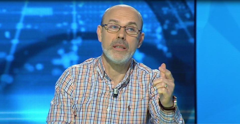 “Thika ka zëvendësuar librin”, Mehmeti: Sot duhet të jetë protestë dhe jo festë