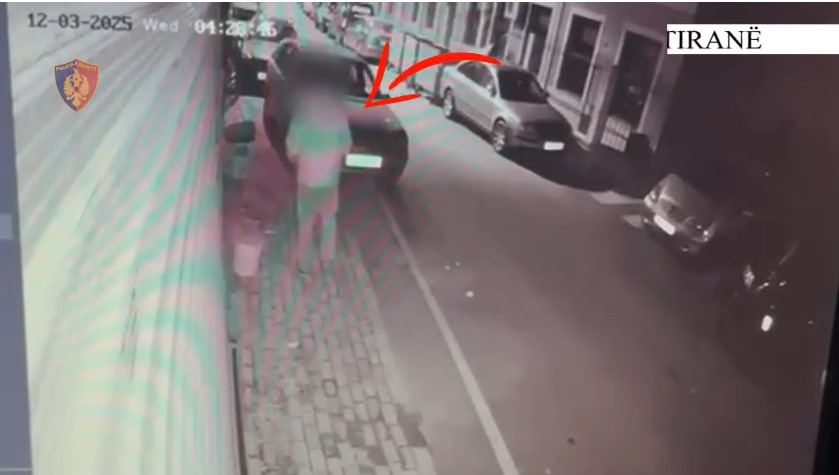 Thyente xhamat e makinave dhe grabiste sendet që gjendeshin brenda, arrestohet 34-vjeçari në Tiranë, në pranga edhe një tjetër