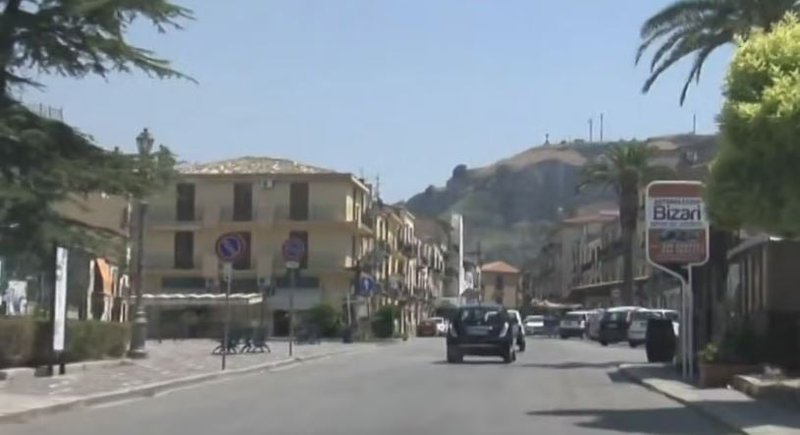 Tragjedi në Corleone: 78-vjeçarja mbyt vajzën me aftësi të kufizuara, pastaj vret veten