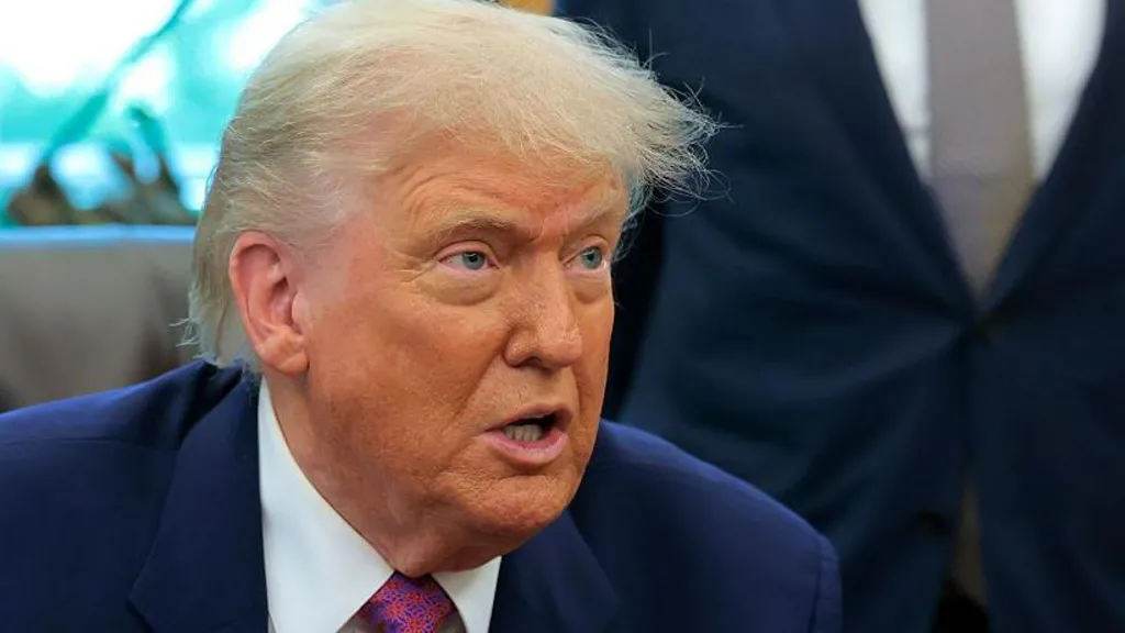 Trump prezanton “vizat e arta” në vlerë të 1 milion dollarëve