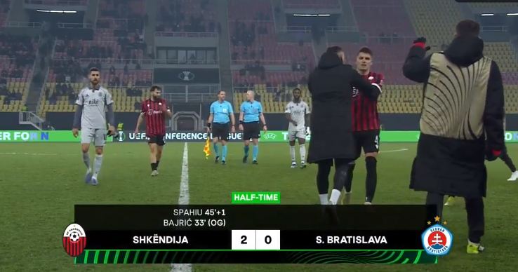 (VIDEO) SHKËNDIJA SPEKTAKOLARE: 2-0 ndaj Slovan Bratislava. Goli i dytë ishte perfeksion i kundërsulmit rrufe. Mbrojtësi i krahut si Roberto Carlos bën 60 metra vrap me top