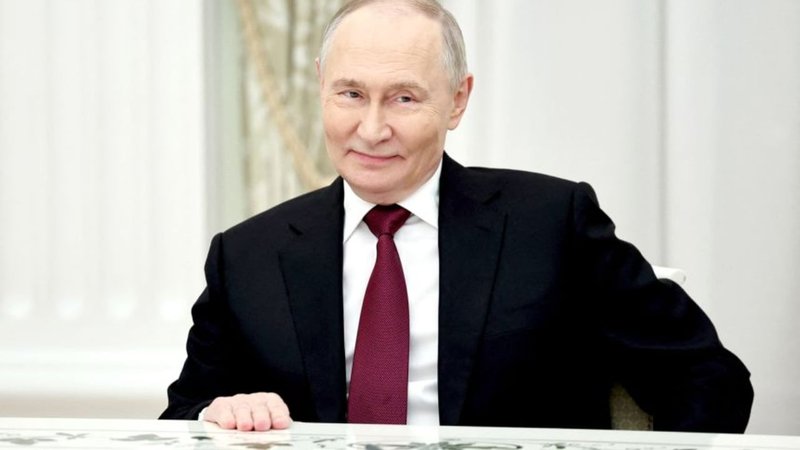 Vizita e Putinit në Indi, sinjal i ri gjeopolitik sipas Bashirovit: SHBA-ja dështoi të pengojë bashkëpunimin