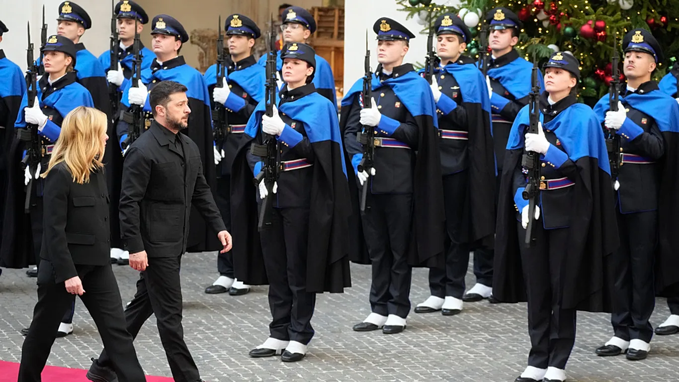 Zelensky kërkon mbështetje nga Papa Leo XIV dhe Meloni, refuzon t’ia lëshojë tokën ukrainase Rusisë