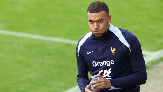 250 milionë euro, PSG ka gati ofertën rekord për pasardhësin e Mbappe