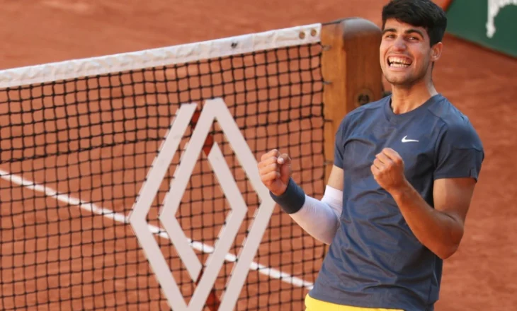 Alcaraz i jashtëzakonshëm, mund Zverev në finale dhe triumfon në Roland Garros