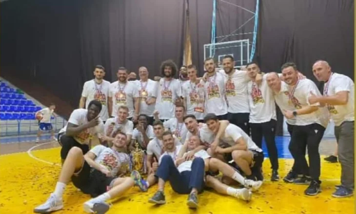 BASKETBOLL/ Besëlidhja shkruan historinë, shpallet kampione e Shqipërisë pa asnjë humbje