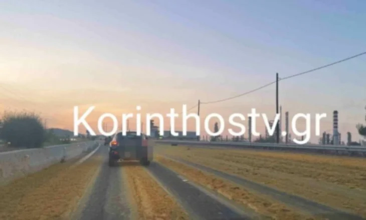 FOTO/ Autostrada Athinë-Korinth mbushet me portokalle