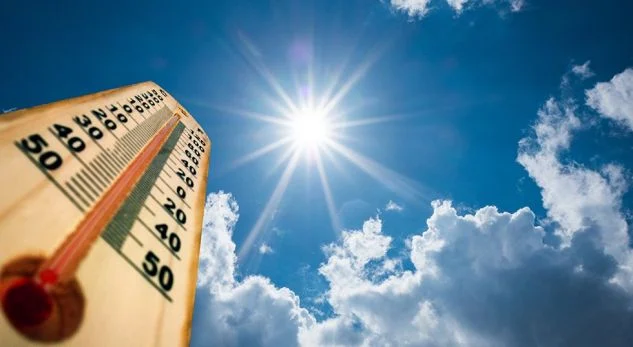 Moti sot, temperatura përvëluese, maksimalja deri në 40 gradë Celsius